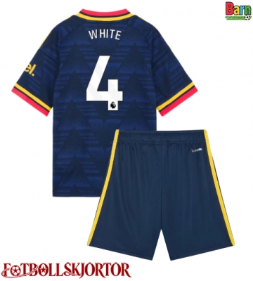 Arsenal Ben White #4 Borta Kläder Barn 2026-27 Kortärmad (+ Korta byxor)